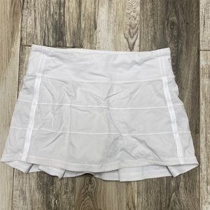 GUC lululemon white pace rival skirt